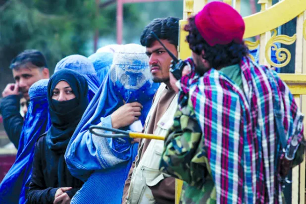 الأمم المتحدة أمام خيار «مروع» في أفغانستان