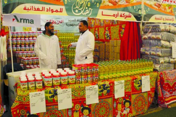 الحكومة المصرية تُكثّف الرقابة على الأسواق استعداداً لعيد الفطر