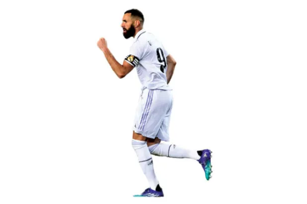 بنزيمة استعاد التألق بالوقت المناسب ليمنح الريال الأمل في لقب قاري جديد