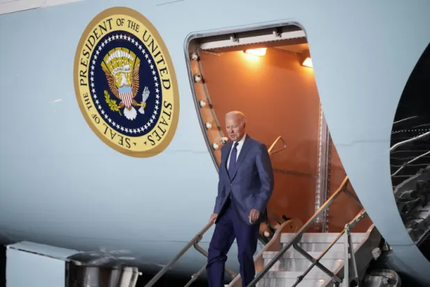 بايدن في بلفاست آملاً المساهمة في حفظ سلام المقاطعة البريطانية