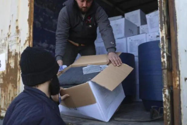 مصادر إقليمية ودولية: إيران استغلت مهمة الإغاثة من الزلزال لنقل أسلحة إلى سوريا