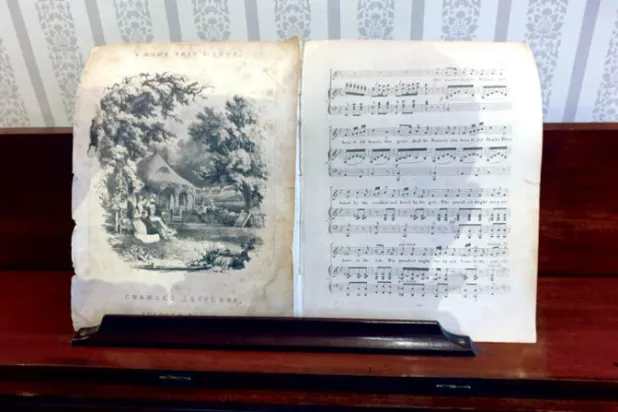 «مدينة عظيمة ومتسخة»... معرض لندني عن الضباب في روايات ديكنز