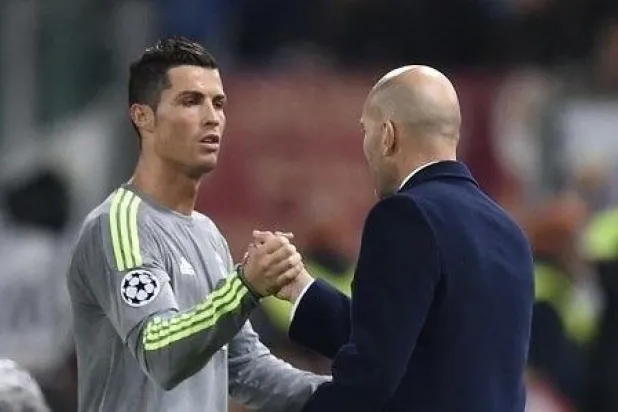 النصر يفاوض «زيدان»... ويمنح مورينيو عقد الأحلام لخلافة غارسيا