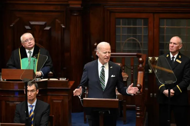 بايدن يدعو لندن للعمل «بشكل أوثق» مع دبلن بشأن آيرلندا الشمالية