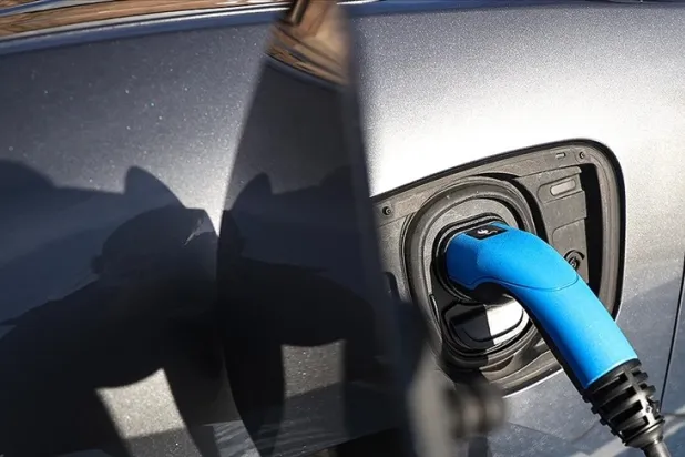 Tesla'yı tahtından eden Çinli BYD, dans eden otomobilini tanıttı