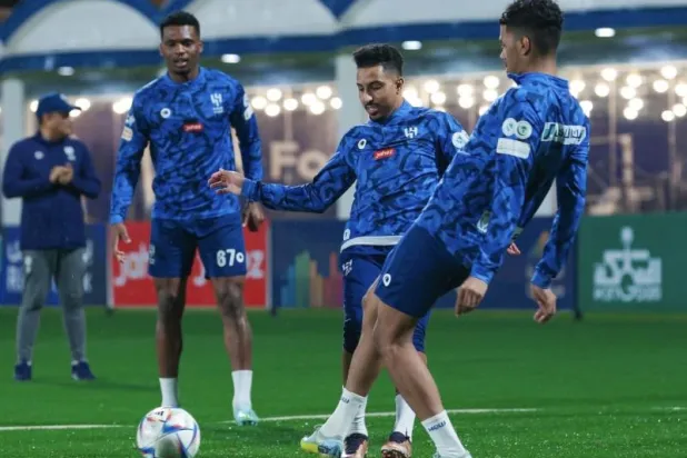 الدوسري يعود ويسخن استعدادات الهلال لـ«ديربي النصر»