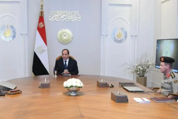 الرئيس المصري يؤكد أهمية «المشروعات القومية»