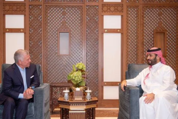 ولي العهد السعودي يلتقي العاهل الأردني