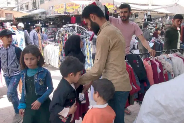 شمال غربي سوريا... تمسك بالعيد رغم الحزن والعوائق