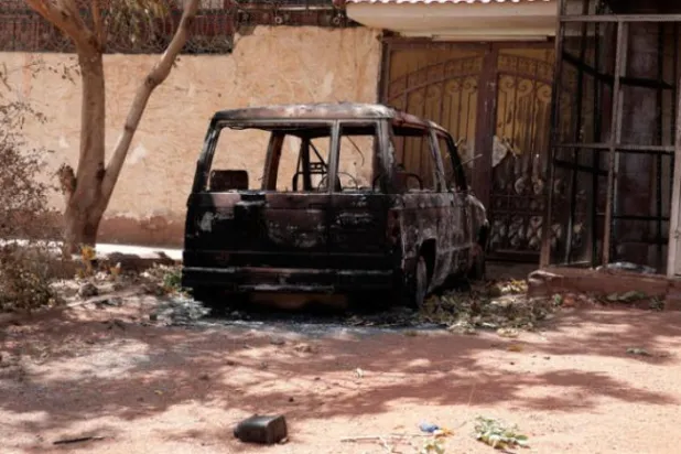 کل دارالحکومت میں ہونے والی تباہی کا منظر (اے پی)