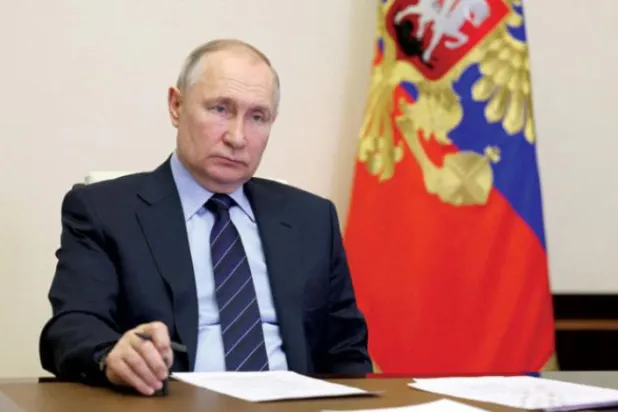 روسی صدر ولادیمیر پوٹن نے اعتراف کیا کہ ان کے ملک کو ان خطوں کو ضم کرنے میں مشکلات کا سامنا ہے جن کا روس سے الحاق کیا گیا تھا (اے ایف پی)