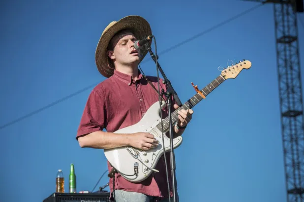Mac DeMarco, 199 şarkılık bir albüm çıkardı