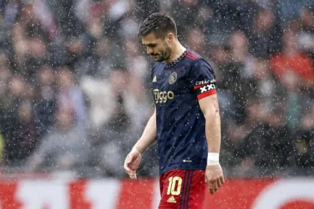 «بيع المواهب» يهدد طموحات أياكس ببلوغ «دوري الأبطال»