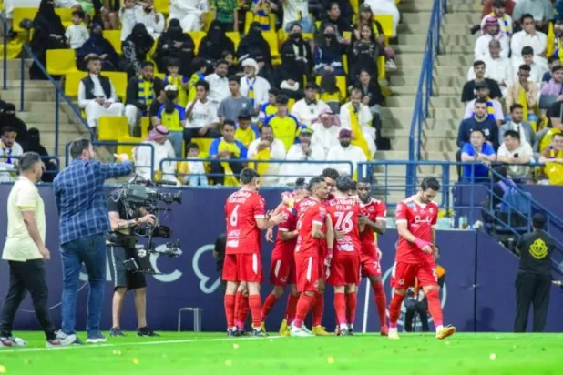 الوحدة يطمح لرد اعتباره أمام الهلال... بعد غياب 62 عاماً