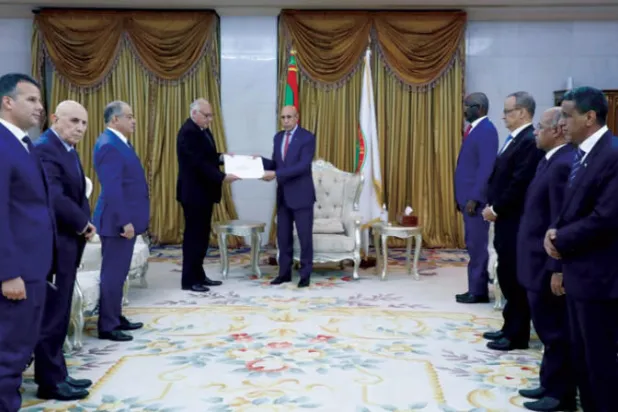 وزير خارجية الجزائر يبحث في موريتانيا أمن التجارة عبر الحدود