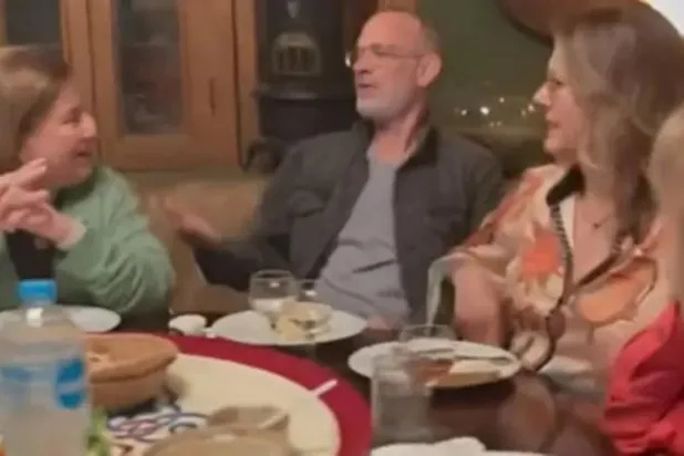 توم هانكس يفرض السرية على زيارته لمصر