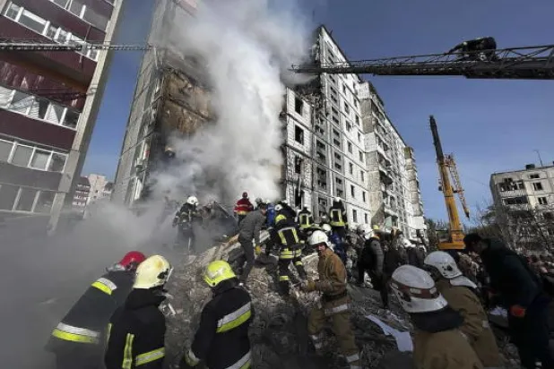 مقتل 12 شخصاً في الضربات الليلية الروسية على أوكرانيا