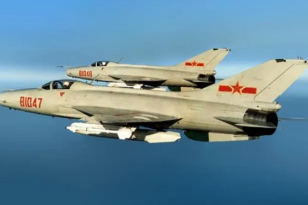 الصين: الجيش تتبع وراقب طائرة عسكرية أميركية في مضيق تايوان