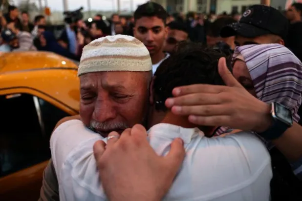 وصول مجموعة من الطلبة الفلسطينيين من السودان إلى غزة