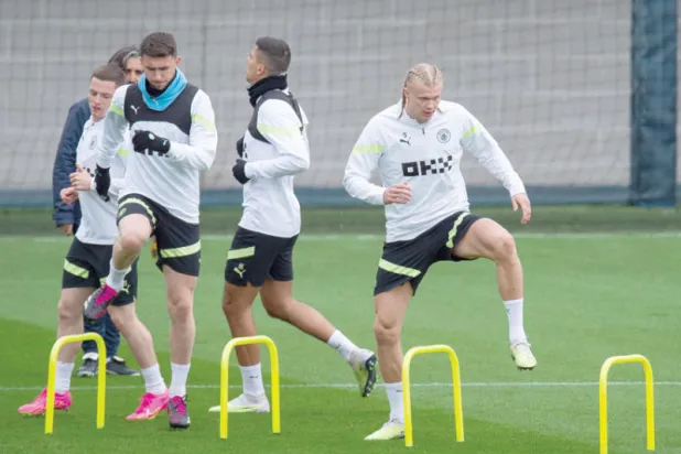 سيتي يواجه وستهام لتثبيت صدارته والاقتراب خطوة من اللقب