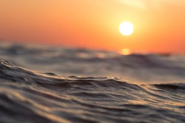 العلماء قلقون لارتفاع حرارة سطح البحر: قد تقود للمجهول