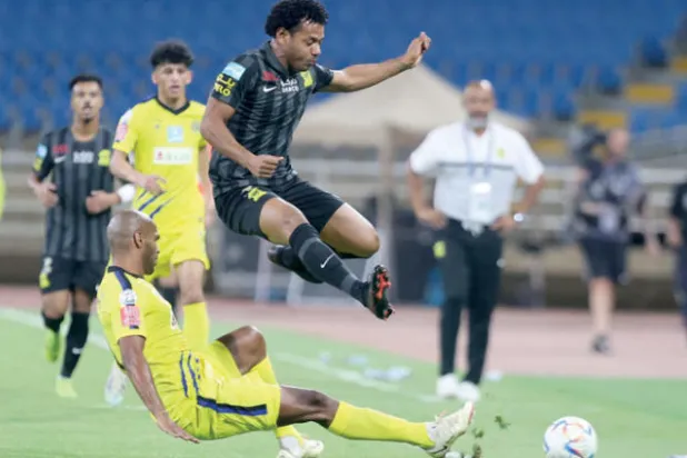 التعاون يوقف قطار الاتحاد... ويمنح النصر «خدمة العمر»