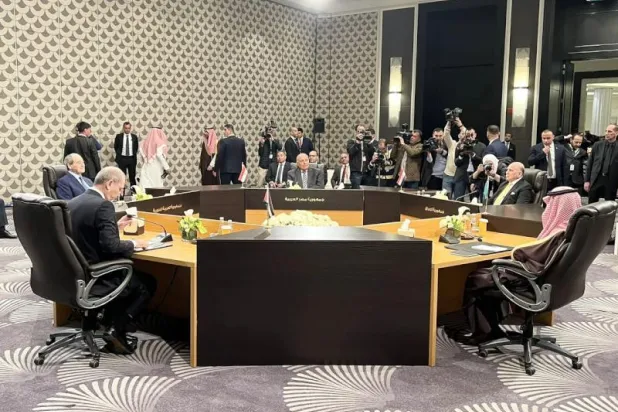 مشاورات مصرية مع 6 دول عربية بشأن سوريا والسودان