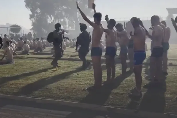 Gazze'deki stadyumlarda tutukluların çığlıkları dışında ses yok