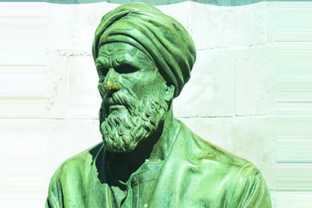 تمثال أبو العلاء المعري