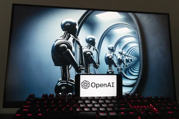 OpenAI", sürekli büyüme ve GPT-5 gibi yeniliklerin beklentisiyle gelirlerinde artış elde etti. (AP)