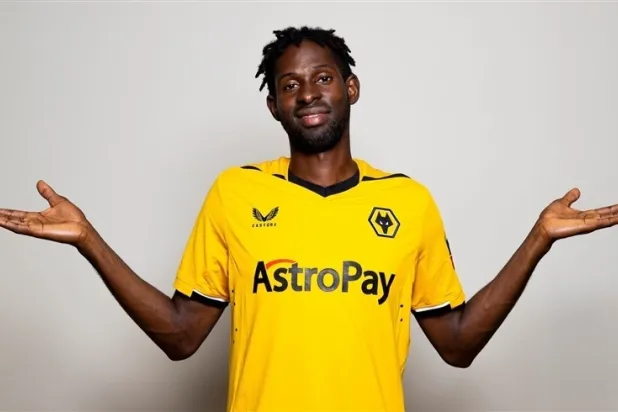 مالي ضم أبو بكر تراوري ودوكوري لتشكيلته النهائية (نادي ولفرهامبتون)