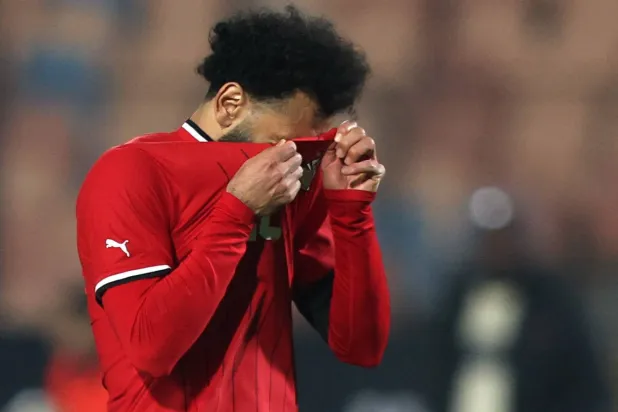 محمد صلاح أهدر ضربة جزاء في اللقاء الودي (رويترز)