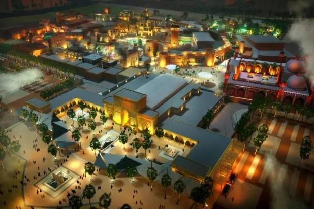 تحتوي القرية على ثماني مناطق جغرافية تسرد التاريخ الإسلامي للزوار (واس)