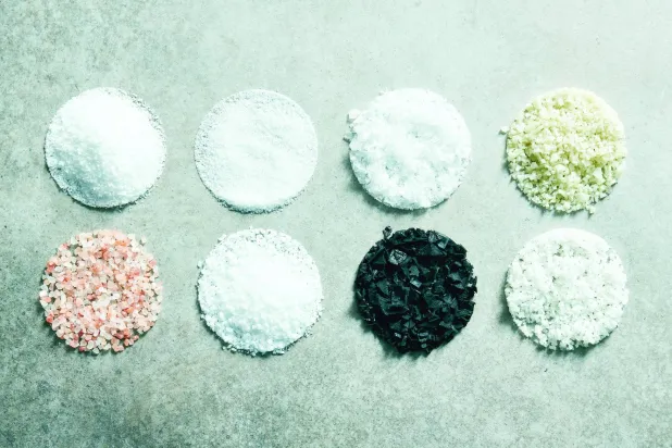 الملح بأنواعه المختلفة (نيويورك تايمز)