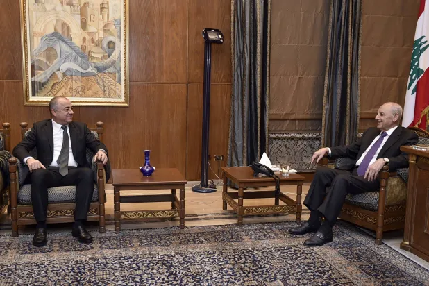 بو صعب أطلع بري على فحوى اجتماعه بالمبعوث الأميركي في روما (مجلس النواب)  