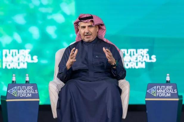 نائب وزير الصناعة والثروة المعدنية لشؤون التعدين خلال مشاركته في مؤتمر التعدين الدولي (الشرق الأوسط)