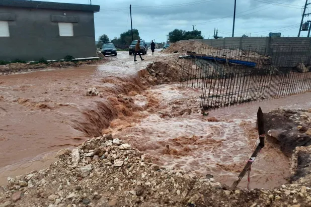 جانب من آثار السيول التي ضربت مدينة شحات شرق ليبيا (المكتب الإعلامي لجهاز الإسعاف والطوارئ)