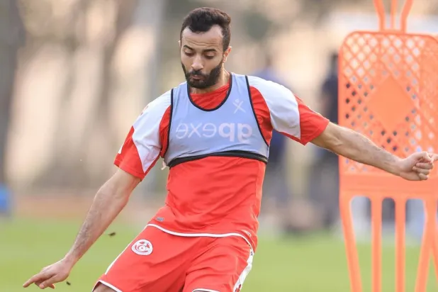 طه ياسين الخنيسي (منتخب تونس)