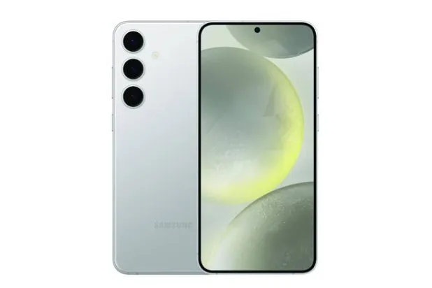 سلسلة هواتف «سامسونغ إس 24» الجديدة: إصدار «ألترا» إلى اليسار... وإصدار «بلاس» في الوسط... والإصدار القياسي إلى اليمين