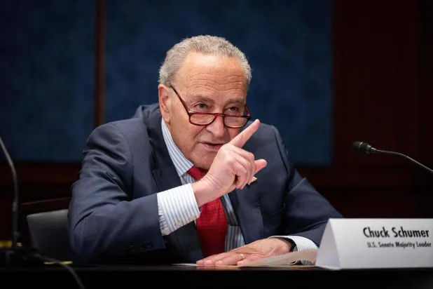 زعيم الأغلبية في مجلس الشيوخ الأميركي تشاك شومر (أ.ف.ب)