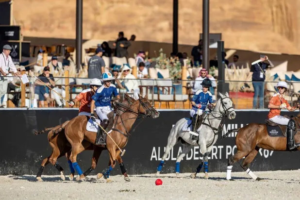 فريق «السعودية» فاز على فريق «ساب» في المباراة الافتتاحية (الشرق الأوسط)
