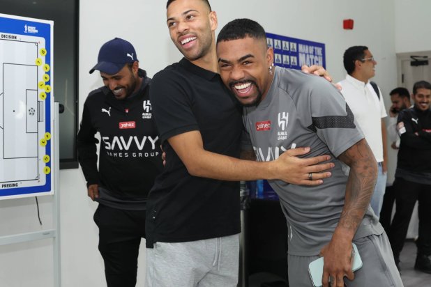 الهلال يكسر أرقام «الريال وبرشلونة» بصفقة البرازيلي لودي