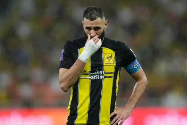 بنزيمة يشعر أنه تحت الضغط (غيتي)