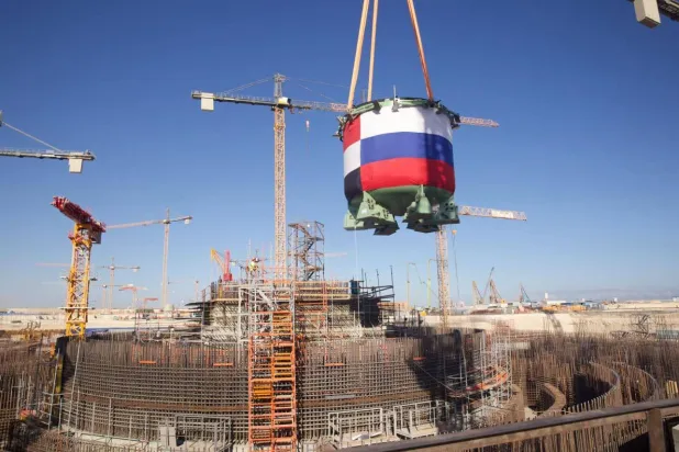 تركيب مصيدة قلب أحد المفاعلات في نوفمبر 2023 (هيئة المحطات النووية المصرية)