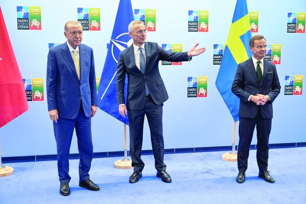 برلمان تركيا يفتح باب «الناتو» للسويد 3 برلمان تركيا يفتح باب «الناتو» للسويد