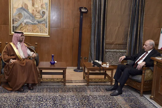 تقارب بين بري و«الخماسية» على ضرورة فصل «مسار الرئاسة» عن «الحرب»... (مجلس النواب)