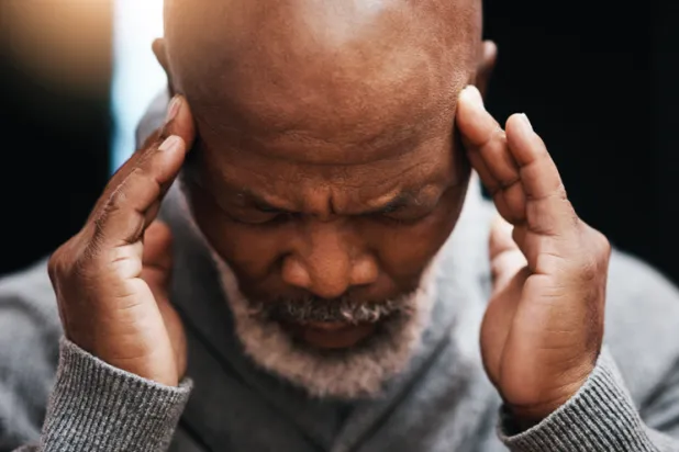 ما يقرب من نصف المشاركين لديهم تاريخ من الصداع النصفي (إي ستوك فوتو)