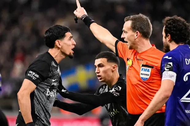 جانب من المباراة المثيرة للجدل (إكس)