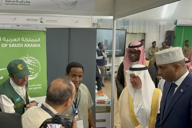 عرض المركز خلال الحفل أبرز مشاريعه في الصومال (الشرق الأوسط)