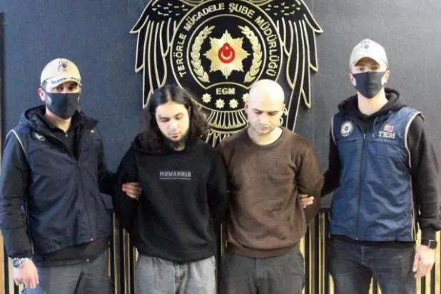 صورة وزّعتها «مديرية أمن إسطنبول» الأربعاء للطاجيكي والروسي منفذَي هجوم «داعش» على كنيسة «سانتا ماريا»